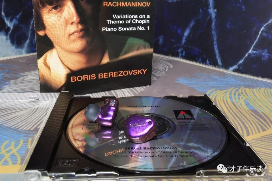 「耳机展新品体验之砖塞组合平价篇」论一只鸭和一只羊的烹饪方法