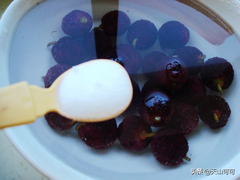 杨梅除了直接吃还有别的吃法吗,杨梅不用冰的吃法