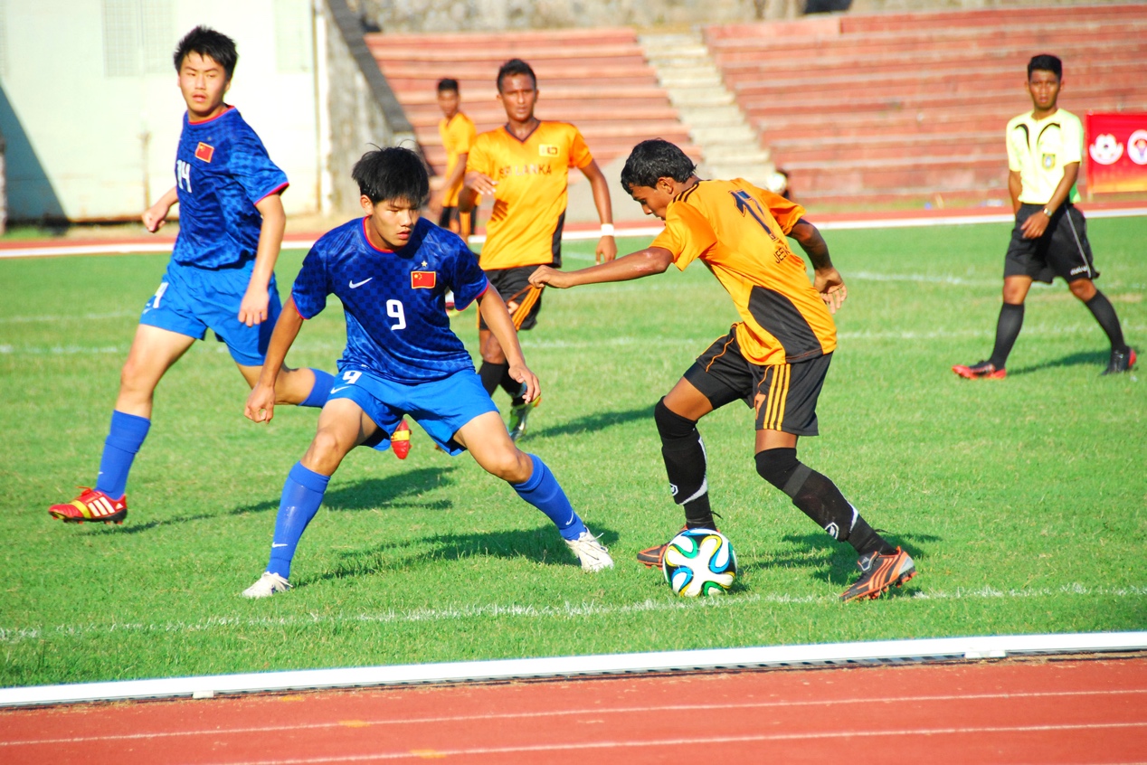 做好人读好书踢好球,做好人读好书