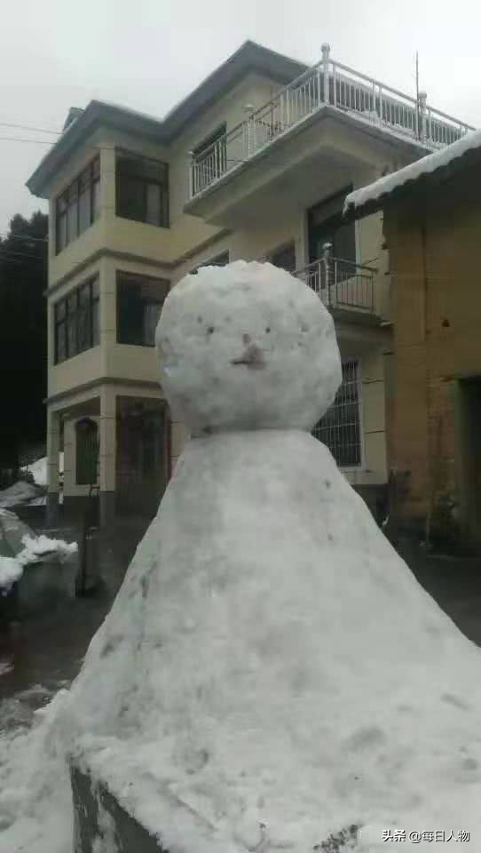 租客带走女童4天后跳湖自杀，死者QQ相册中有大量神灵图片