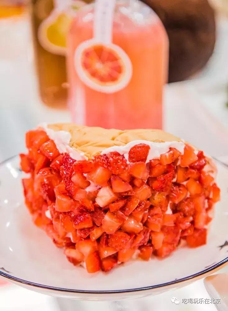 为了吃这个包包，排了80米长队！