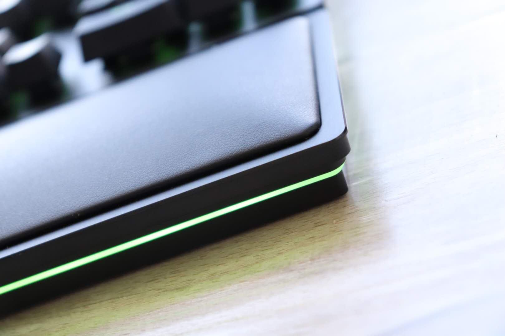 雷蛇光轴键盘的缺点和优点,雷蛇光轴键盘连续触发