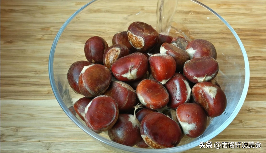 想吃糖炒板栗在家就能轻松搞定,在家做糖炒栗子的做法大全