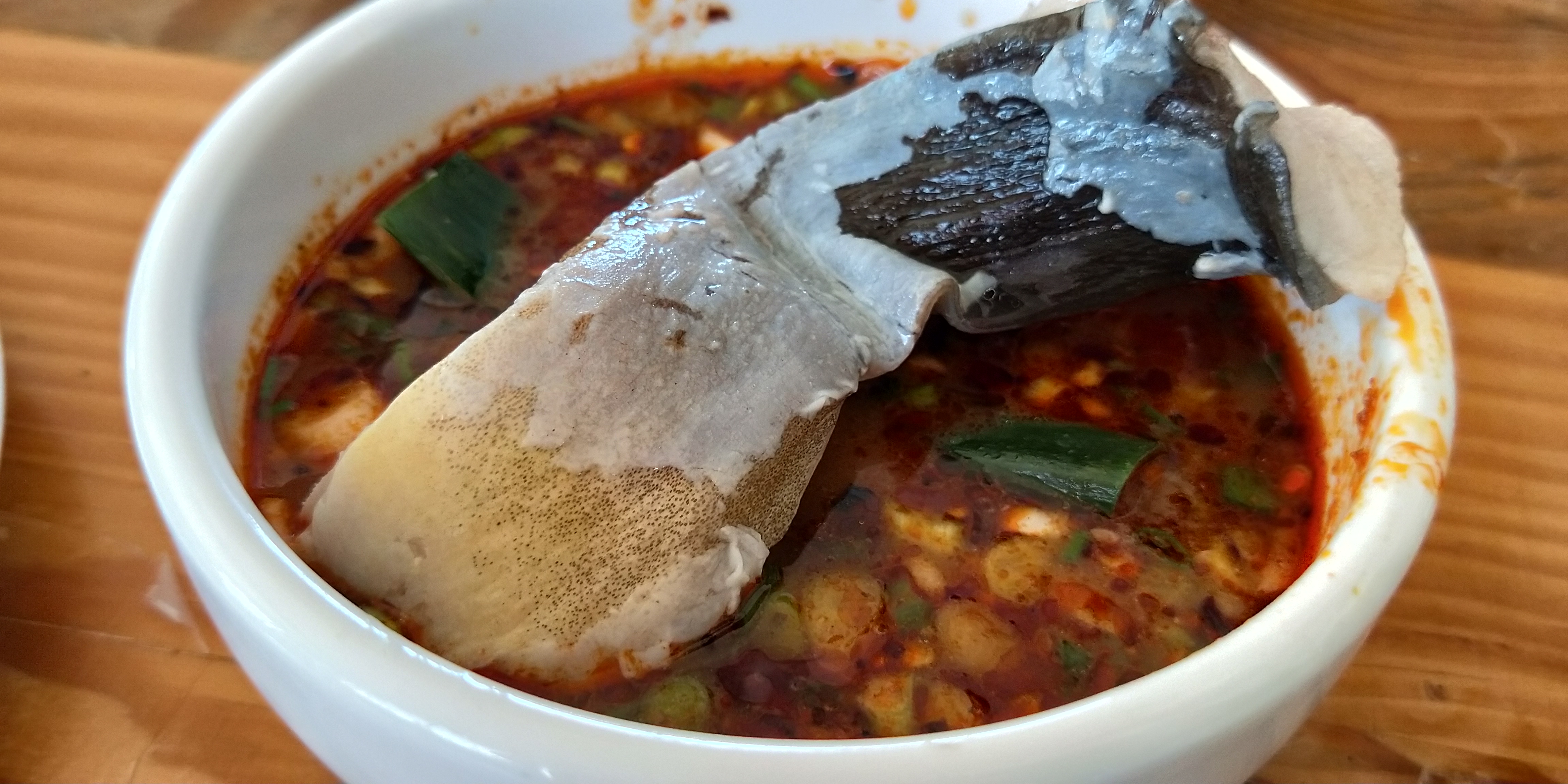 抚仙湖石锅桂花鱼,抚仙湖石锅鱼推荐最地道