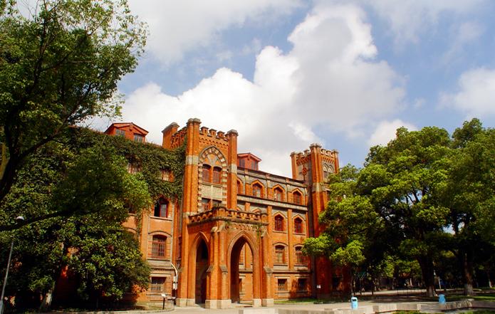 短短几个月，江苏这所高校4次登上中央电视台，件件都是大事！