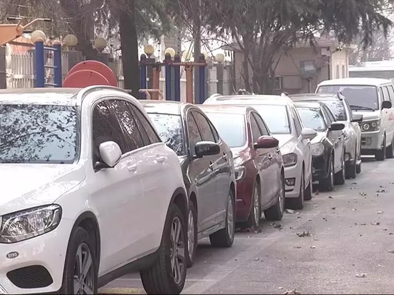 上班被公司开除了公司要赔偿吗,上班被老板辞退