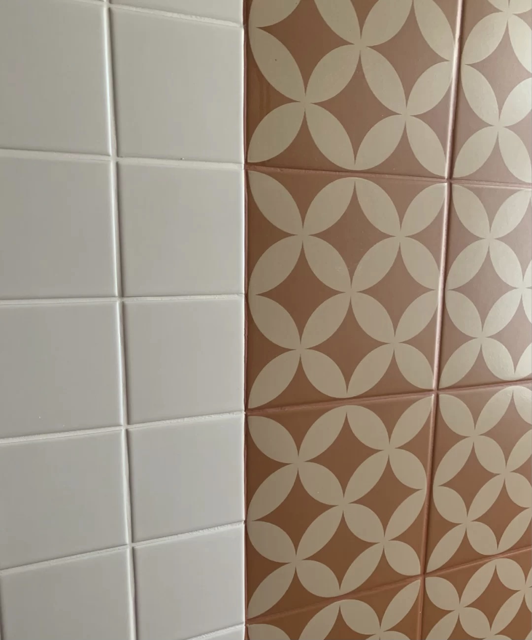 地砖美缝用什么牌子的环氧彩砂,瓷砖到底做美缝还是环氧彩砂