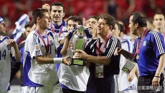 他是开“海盗船”的船长，教练界的大帝，4点特质造就他的神奇