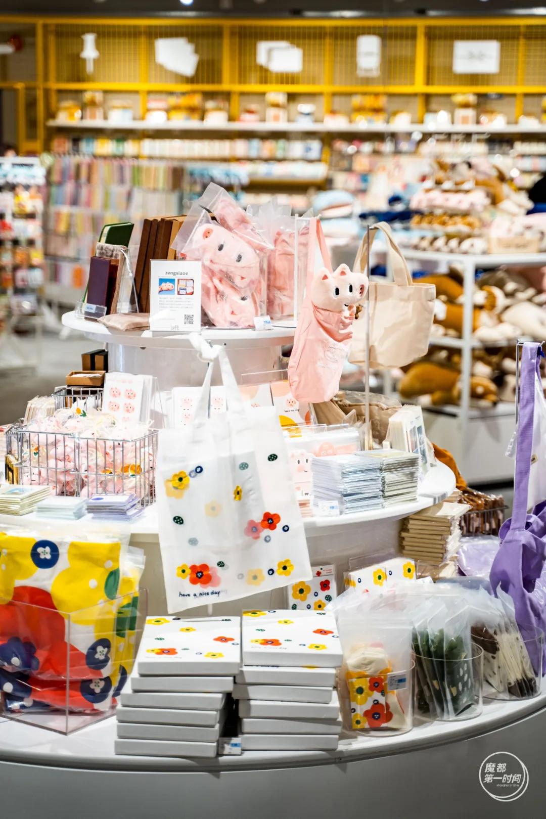 超全攻略|日本国宝级日杂店LOFT来了,今日开业