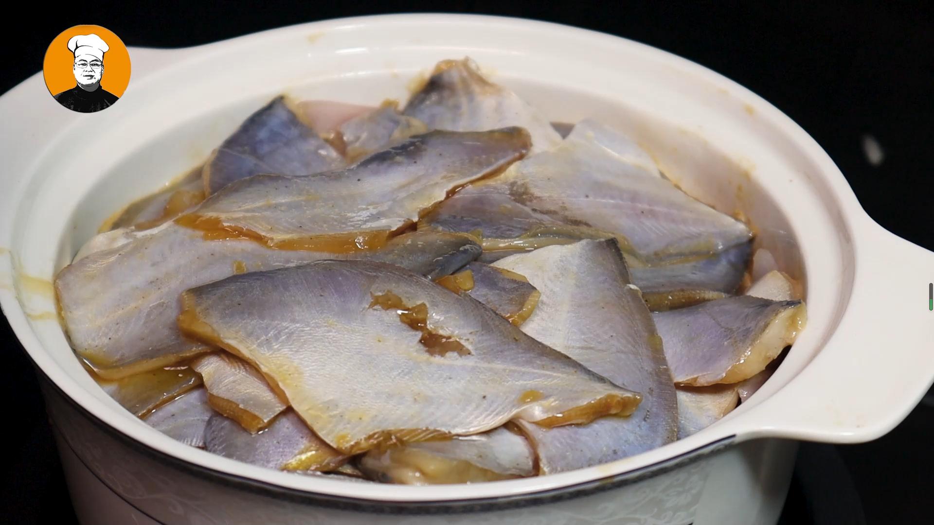 鲳鱼清蒸几分钟最好吃,鲳鱼清蒸不腻