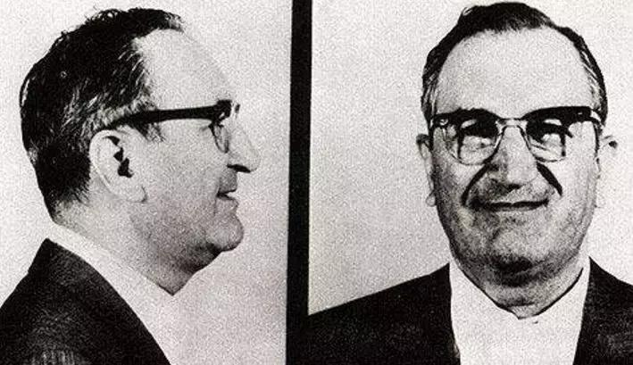 混了100年，美国*手党黑**该“还”了