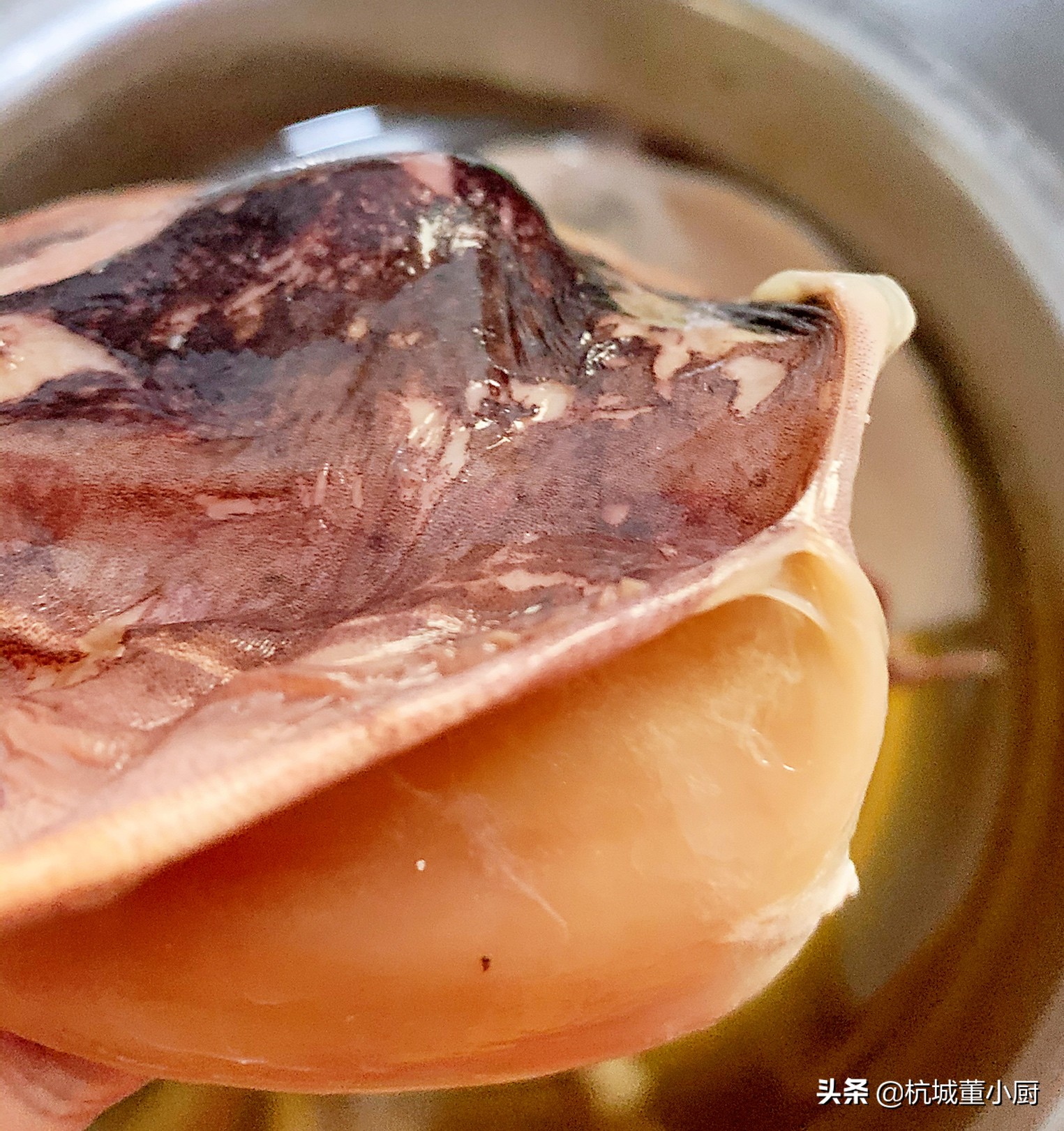 墨鱼干和鱿鱼干哪个烧肉好吃,墨鱼干土豆烧肉的做法