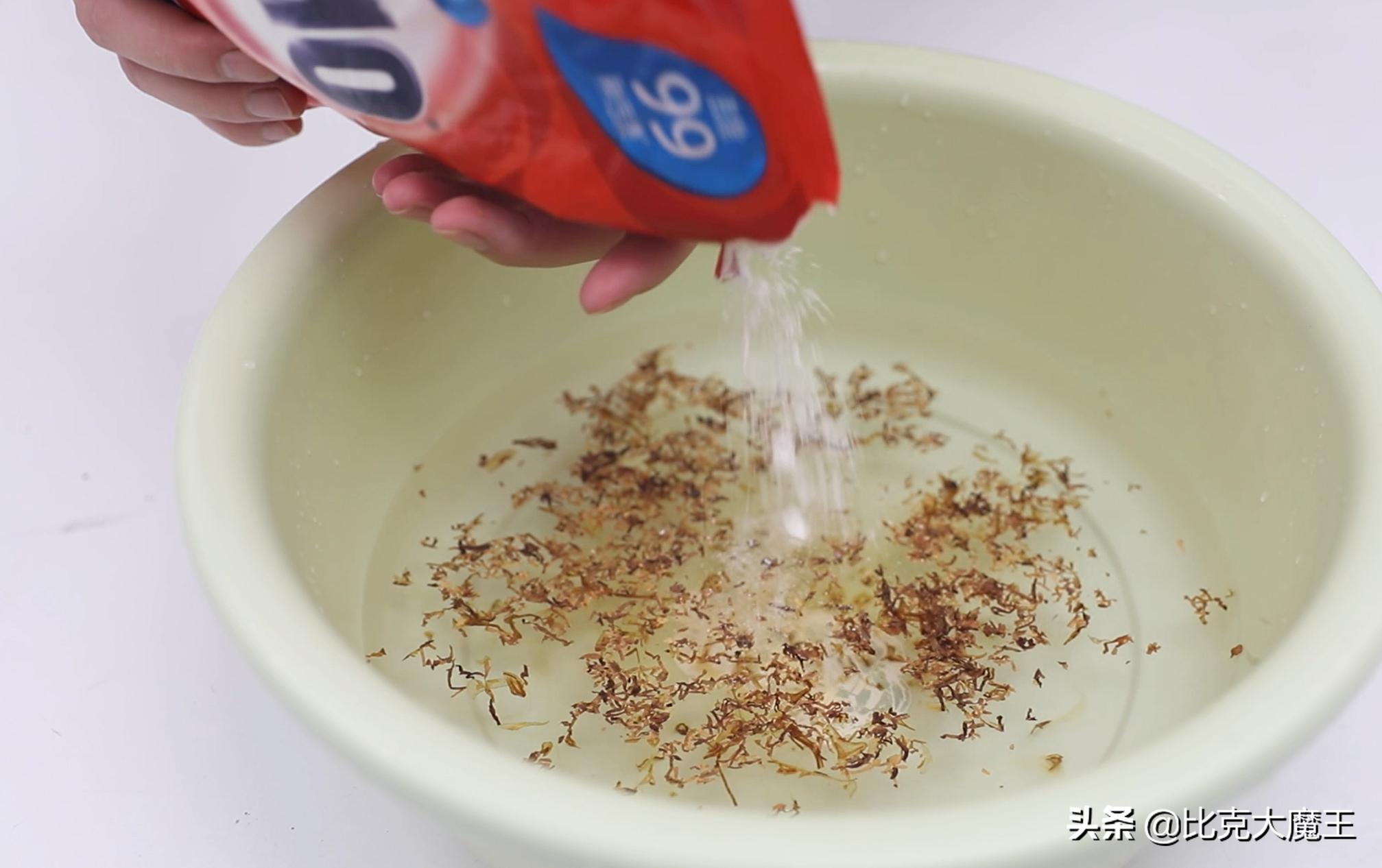 洗衣粉加香烟的方法,香烟加洗洁精的妙用