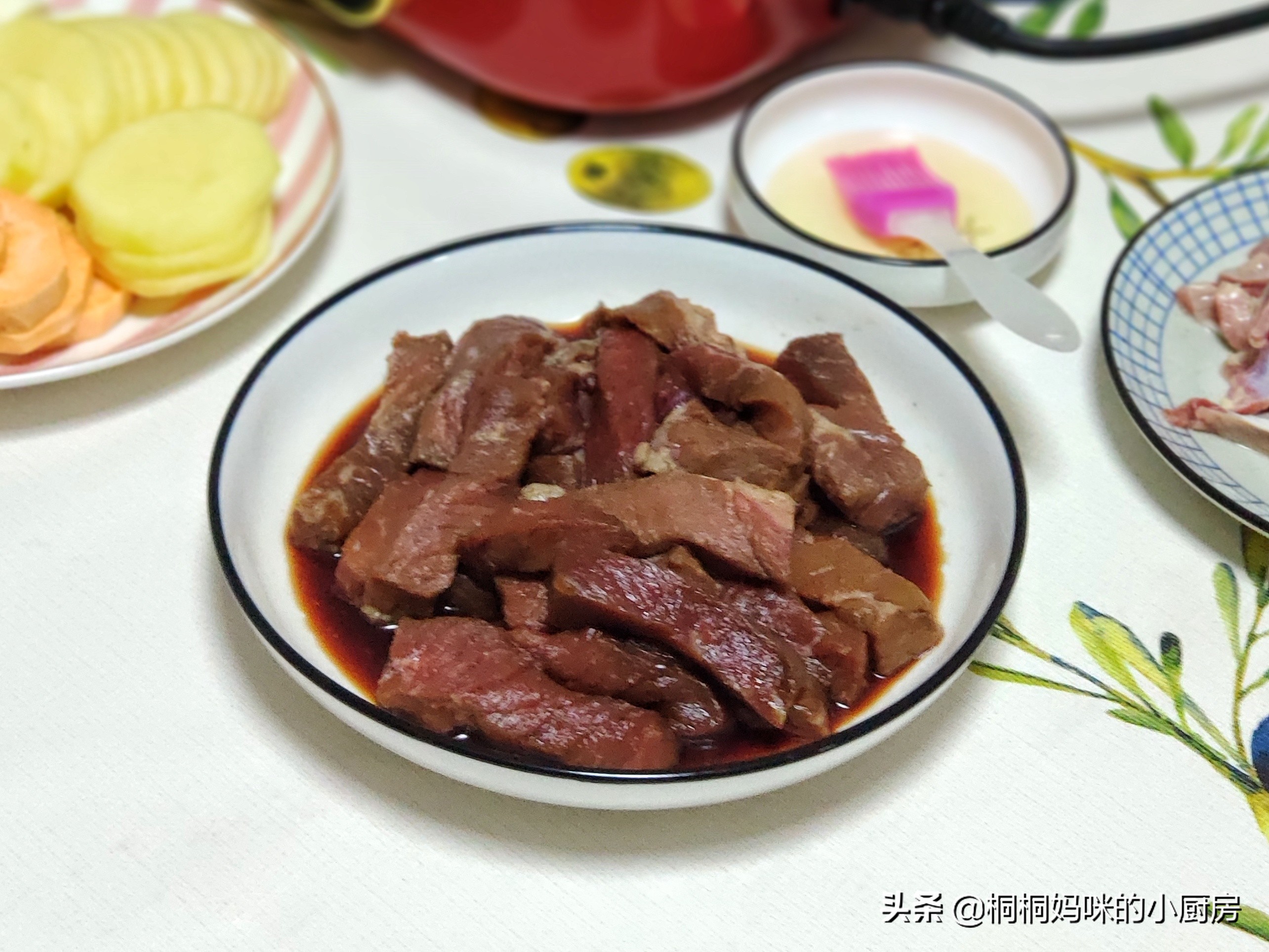 周末尽情享受美食烧烤,周末在家烧烤好吃又好玩