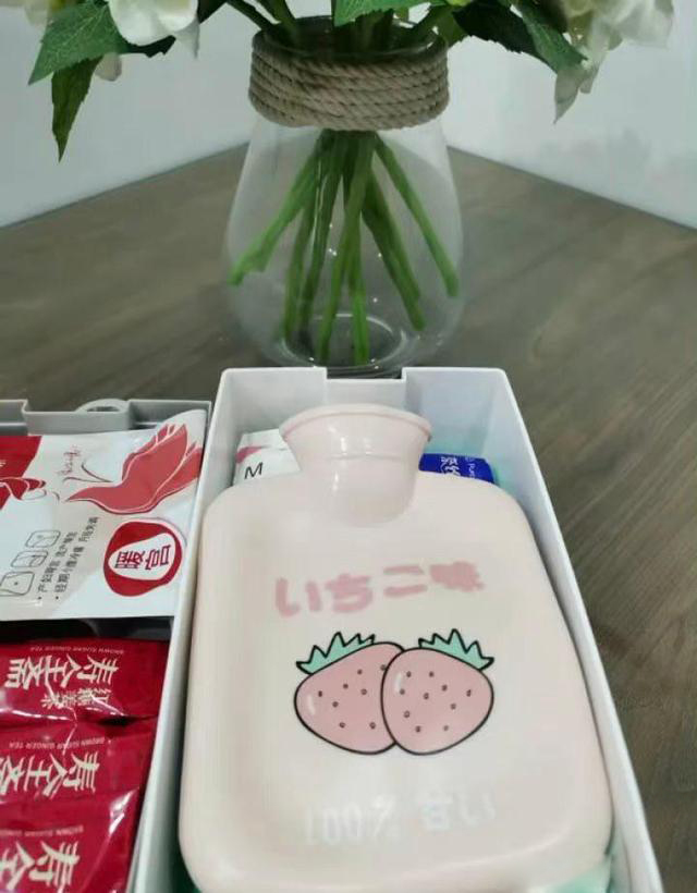 女卫生间来姨妈温馨提示牌,小学女生厕所提示牌