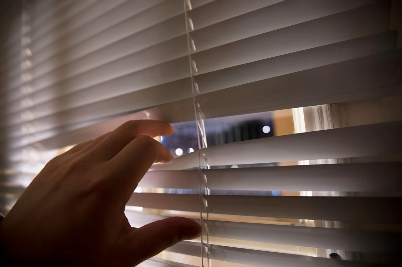 奇葩男子专偷女性内衣,奇葩男子偷女性内衣