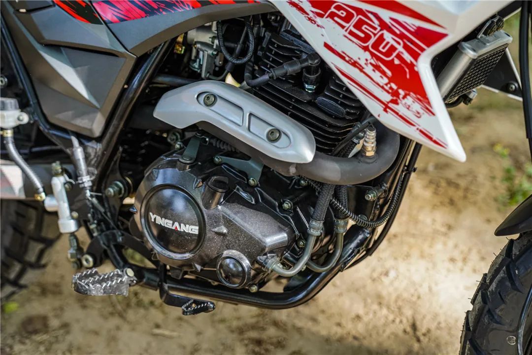 1万出头拉力车推荐,2021款银钢铁拳250评测视频