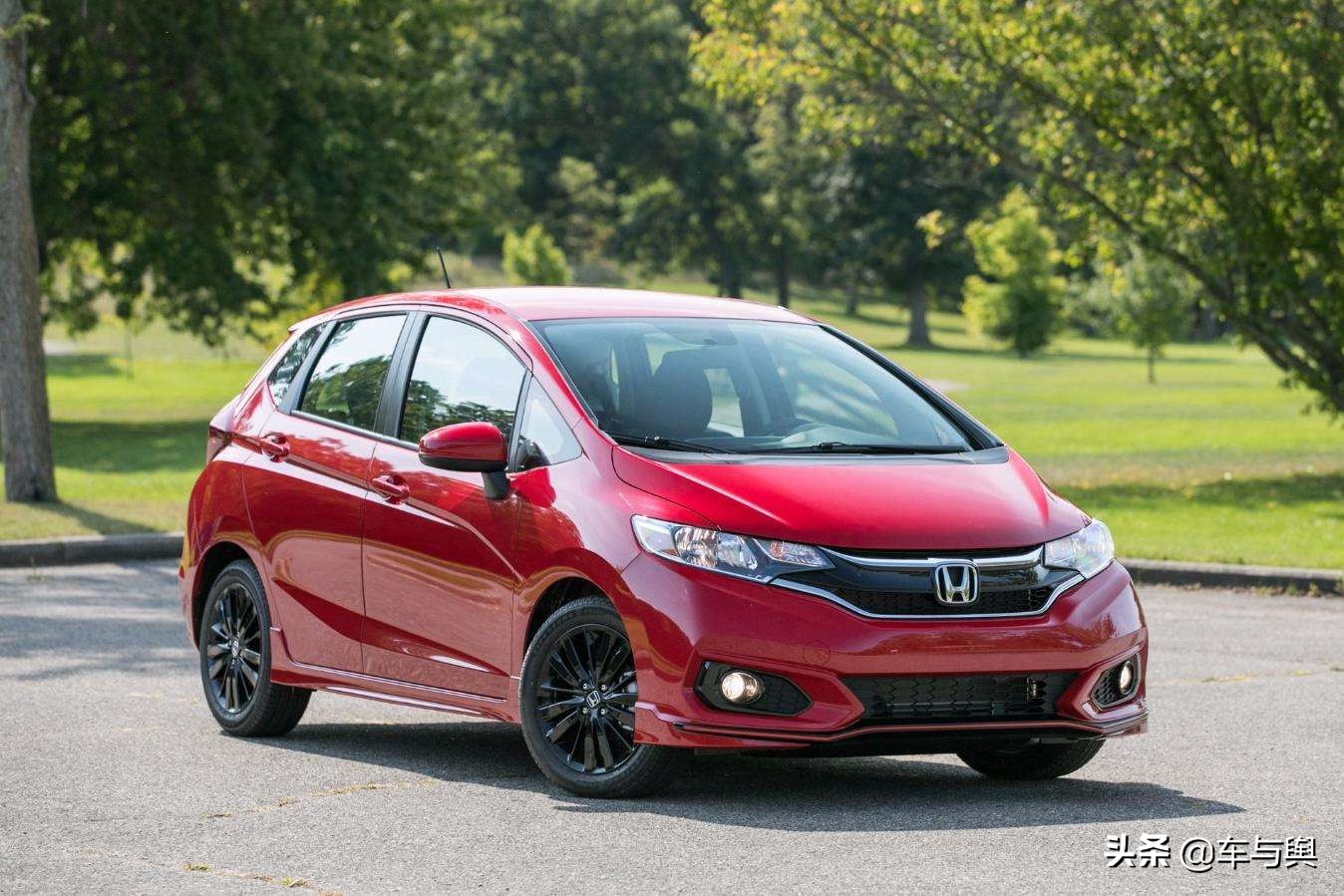 本田飞度神车是几座的,神车飞度应该怎么选