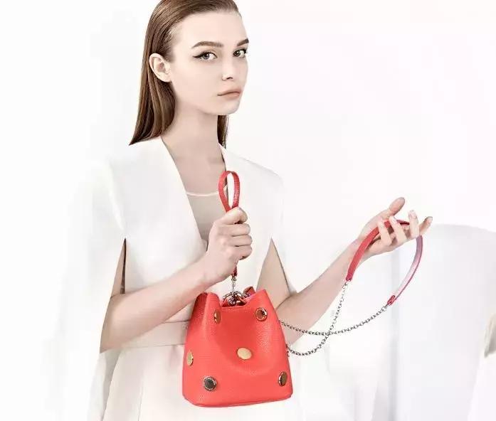 月薪5千块可以买到哪些大牌包,月薪2千能买到奢侈包吗