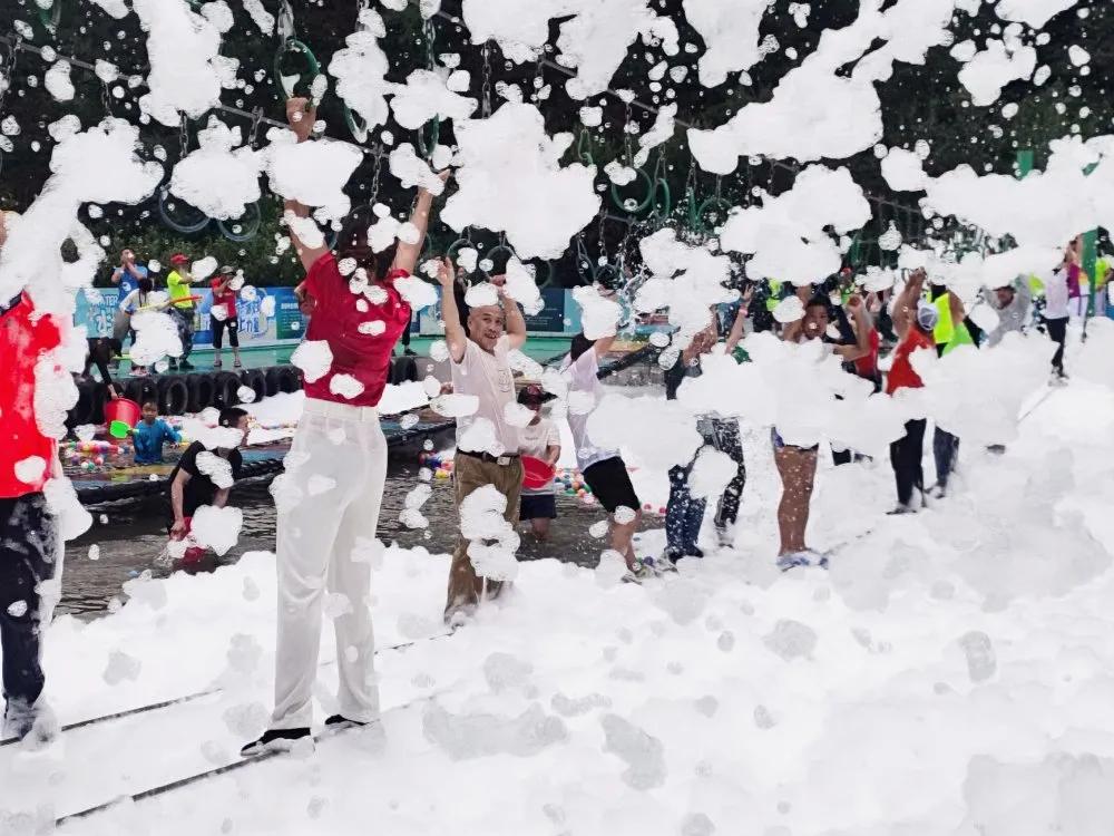 鲁山水上乐园闯关比赛,山叶口玩水