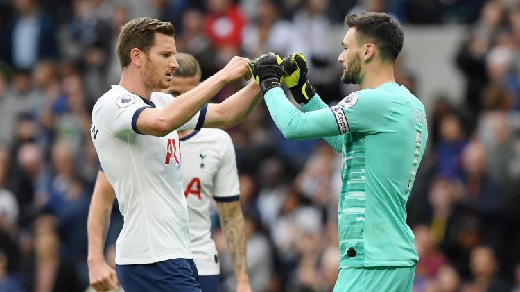 丁丁英超首次头球破门,丁丁和范戴克谁厉害