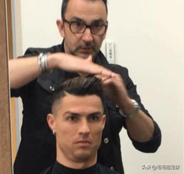 c罗乔治娜秀亲吻,c罗乔治娜秀恩爱瞬间