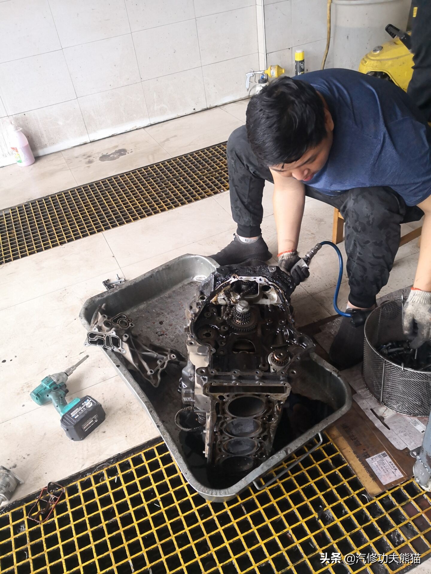 大众夏朗烧机油用什么燃油宝,2012款夏朗2.0t烧机油怎么处理