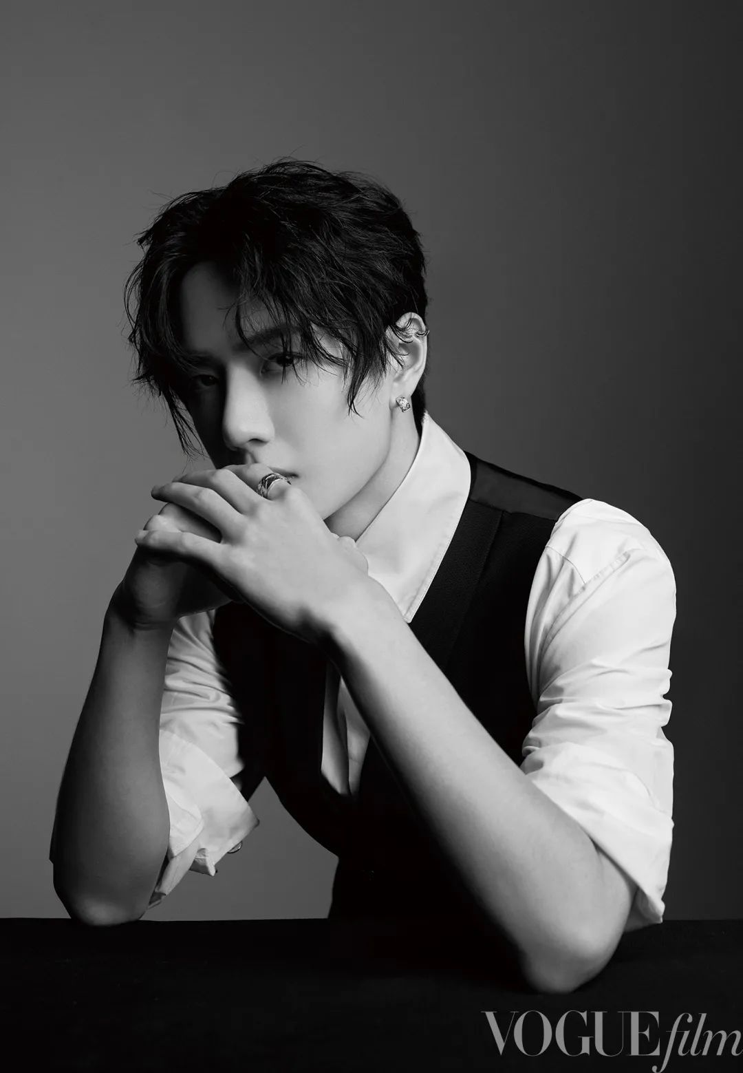 王一博周迅花的游吟解析,周迅和王一博微电影花间游吟