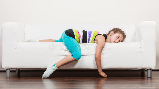 孩子懒惰怎么办应该怎么教育,孩子懒惰有什么好办法