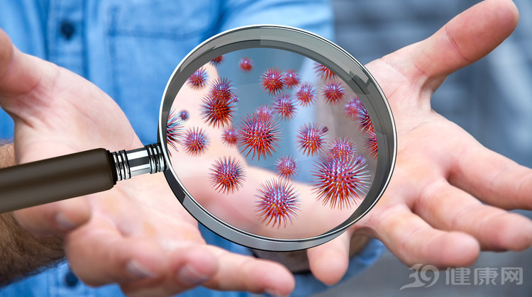 小孩手脚身上长水泡还痒怎么办,手脚上痒长小水泡还脱皮怎么办