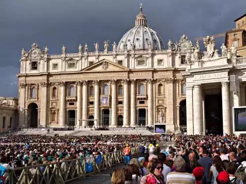 人山人海也是一种美丽风景,人山人海也是风景线