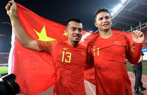 最后时刻2-0战胜中国香港，总算守住了中国足球的底线