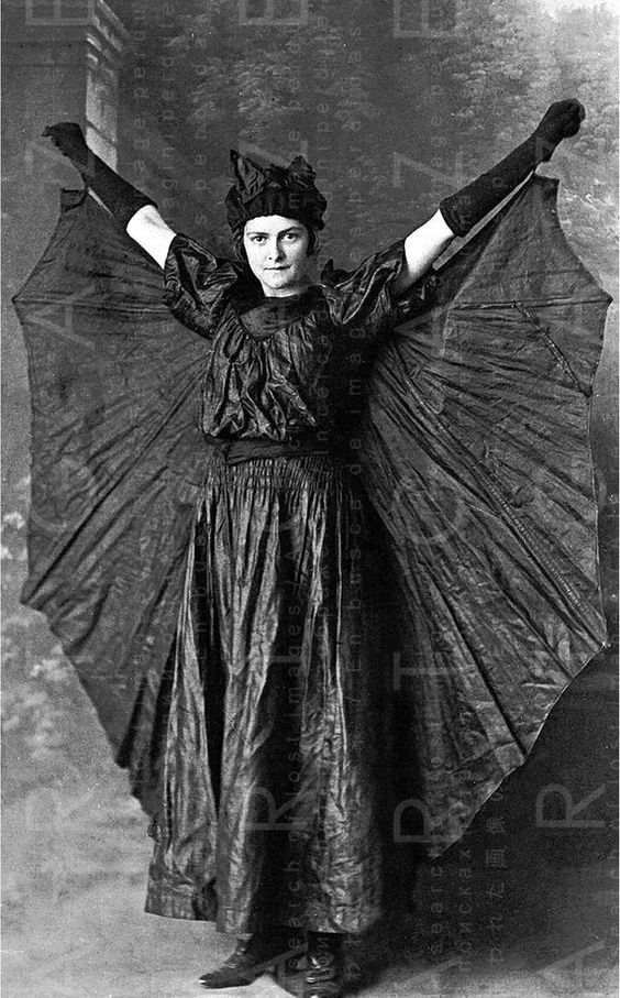 蝙蝠和吸血鬼的渊源,蝙蝠是怎么传播病毒