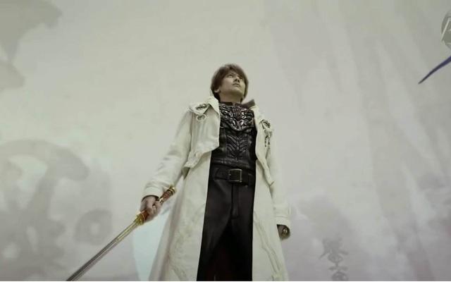 牙狼冴岛雷牙白色风衣,牙狼冴岛三代人铠甲瞳色