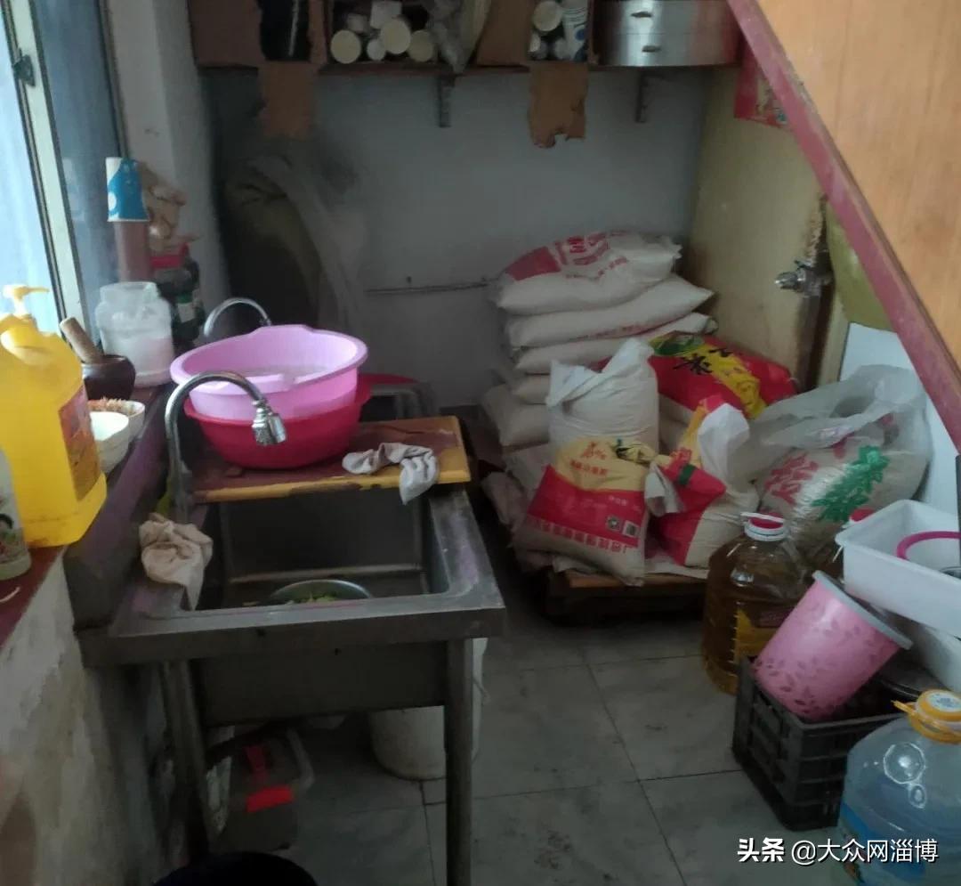 曝光餐饮后厨脏乱差违法吗,曝光滨州多家餐饮店上黑榜