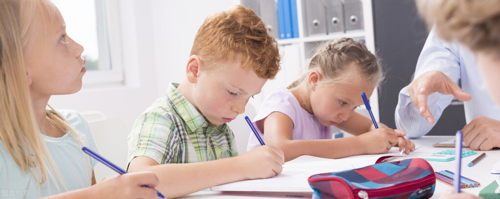 小学满分作文一件事,满分作文一堂课