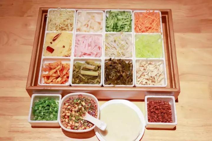 贵州黔东南为什么那么火,黔东南在贵州算不算穷的地方