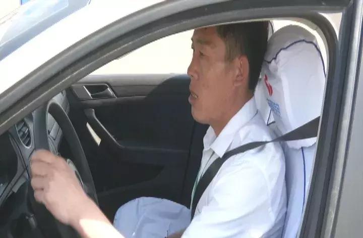 坐副驾驶考试第一人视频,坐副驾驶考驾照第一人