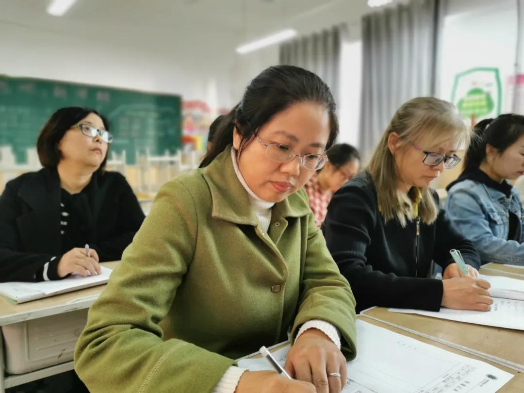 丰荫明德小学大课间,丰荫明德小学访谈2021