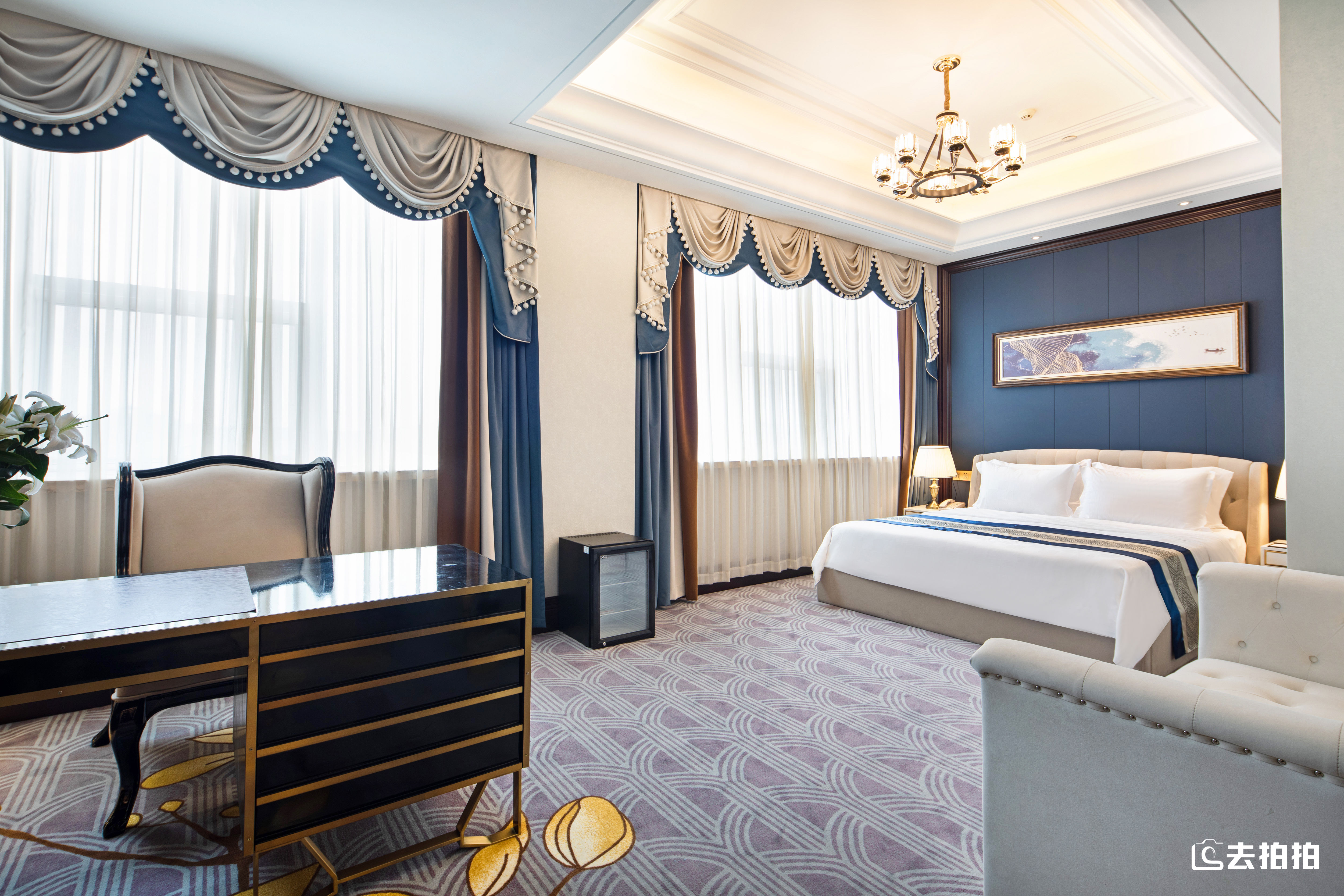 去拍拍蓝海酒店l做一片有温度的“蓝海”