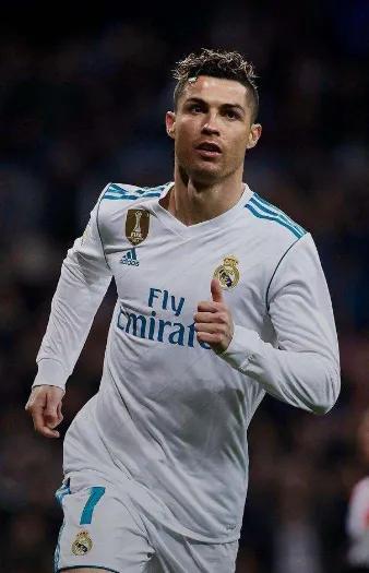 加纳乔致敬c罗冥想,姆巴佩致敬亨利c罗