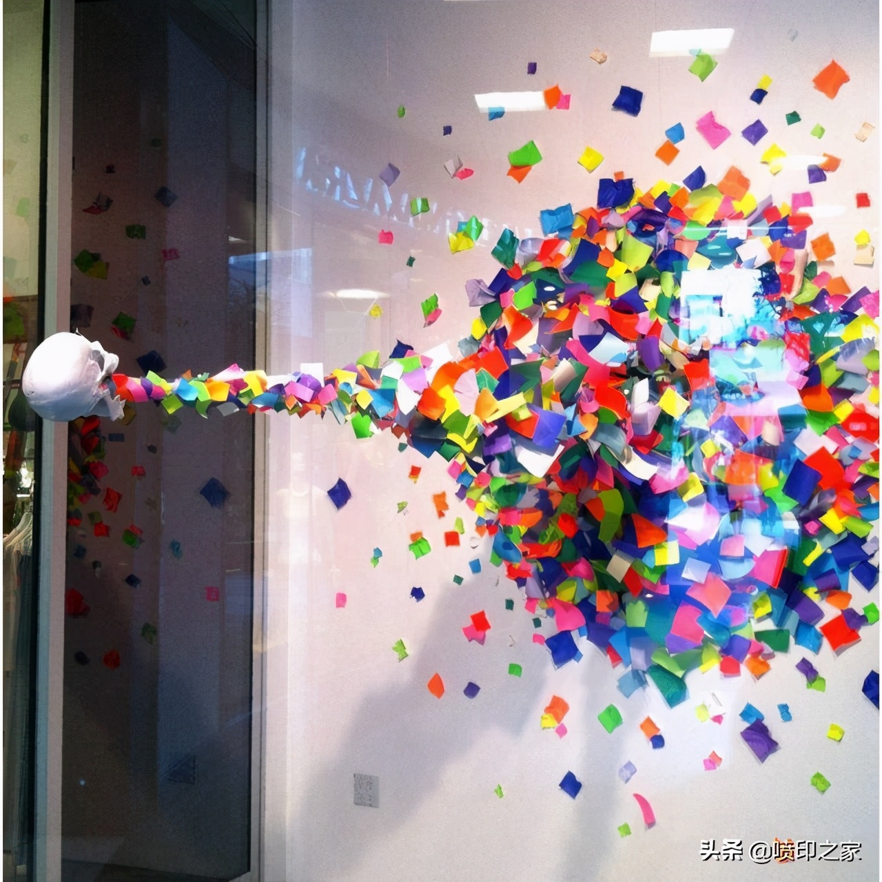 吸引顾客进店的招牌,实体店店铺橱窗怎么做才能吸引人