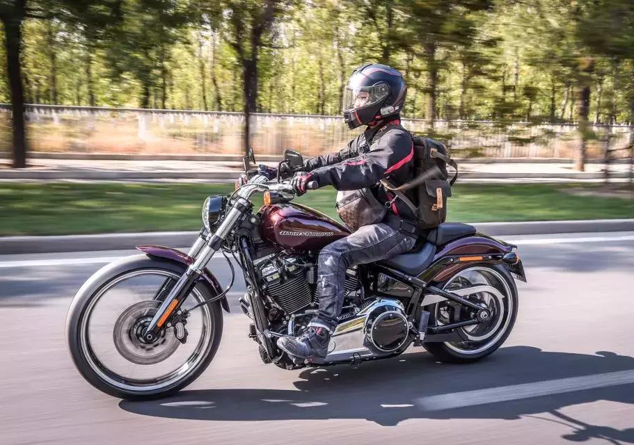 哈雷戴维森突破者的声音,哈雷戴维森突破者美国