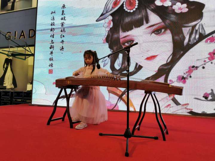 优惠活动火爆秒杀,特惠折扣活动火爆进行中