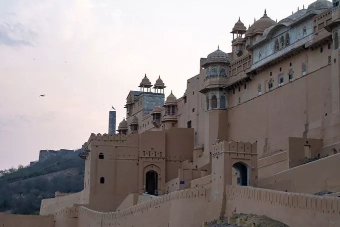 印度这座老城，房子都是粉色，去亚洲最豪华电影院只要几十元