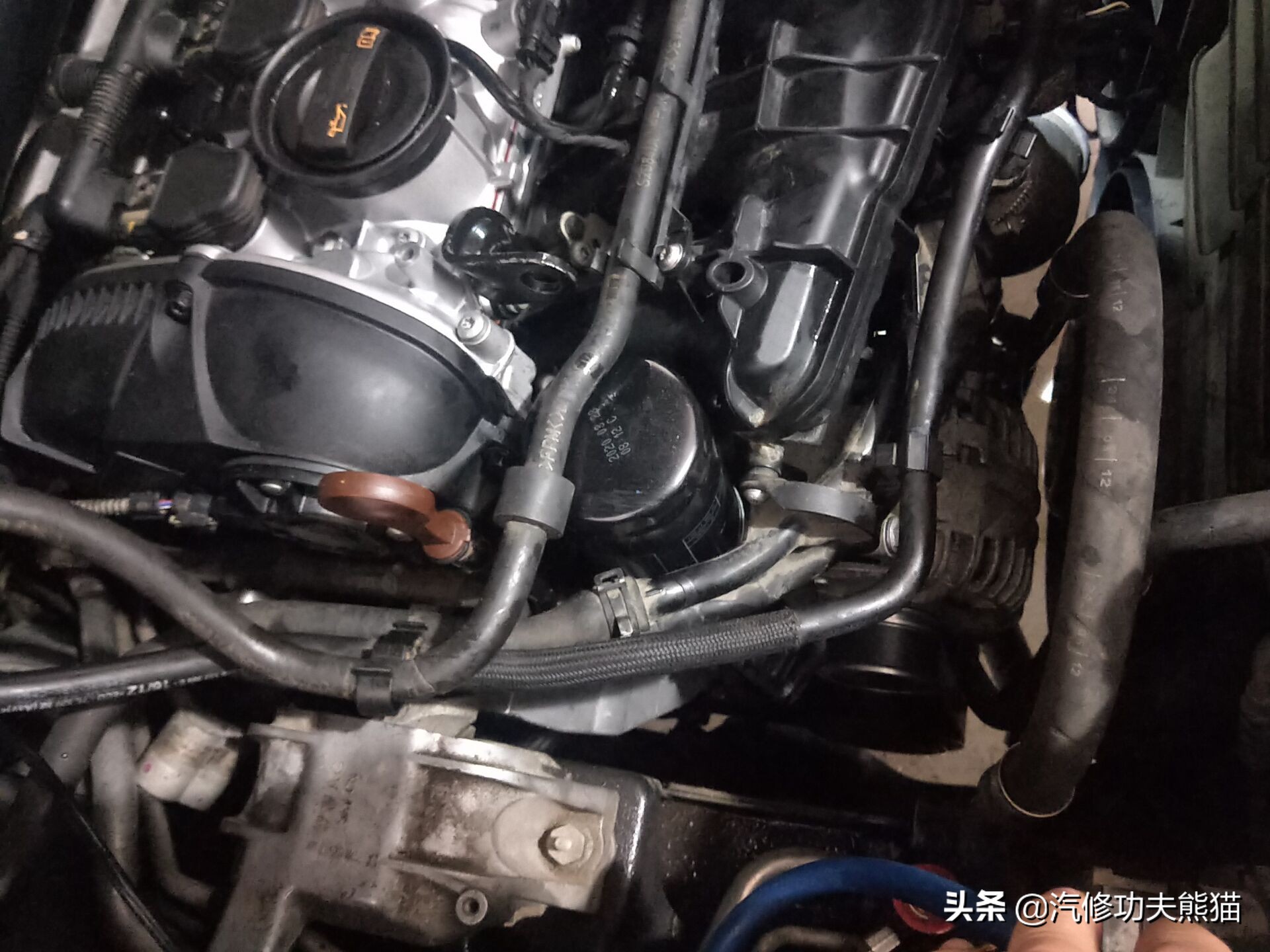 ea8882.0t夏朗烧机油,大众夏朗1.8t烧机油怎么样