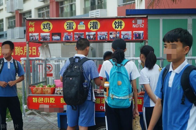 昆明学校小吃推荐大全,云南昆明学校前的小吃