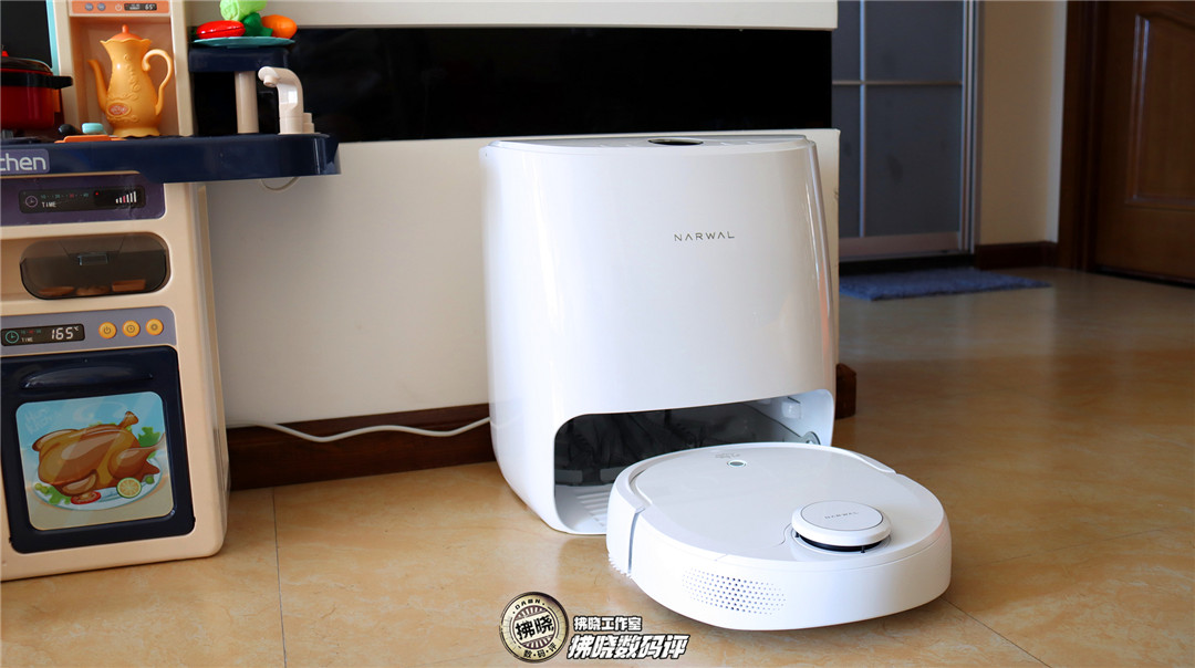 自己洗拖布的机器人,云鲸智能扫拖一体机器人怎么样