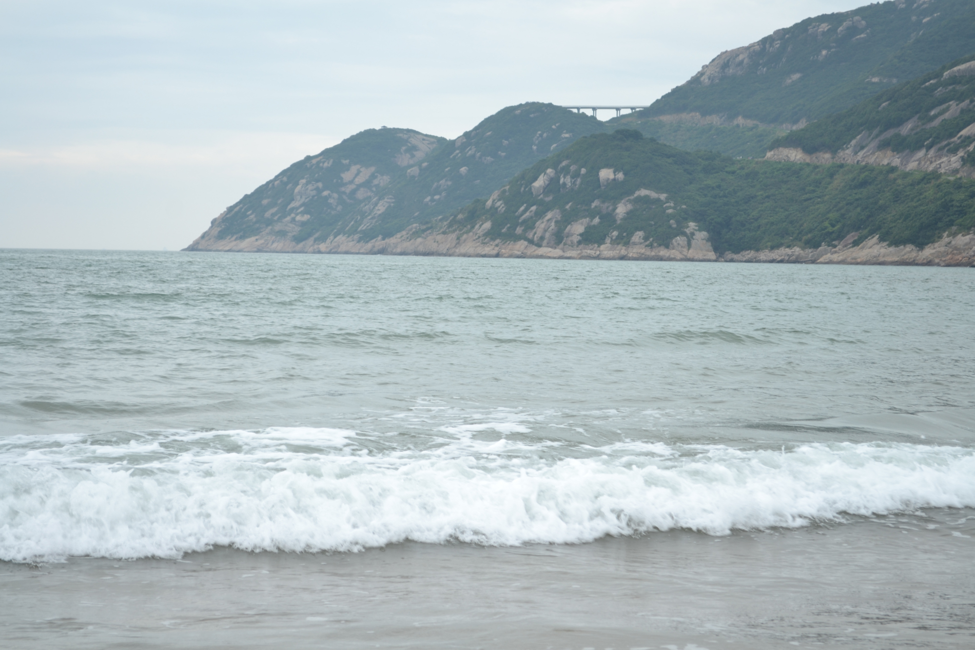 舟山群岛第5大岛沙雕故乡朱家尖,10里金沙美如画,大青山来自驾