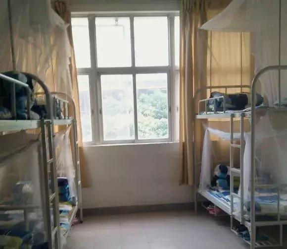 广州高中学校宿舍排名,广州高中宿舍大pk哪家宿舍最好